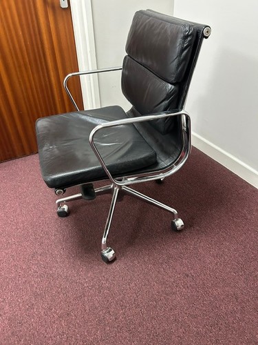 Eames style office - office, chair