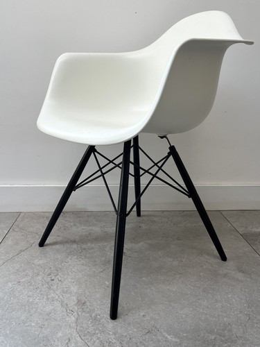 Genuine charles eames daw - genuine,